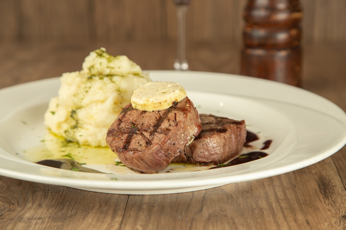 80年代美式滋味！Dan Ryan's重量級懷舊扒餐慶30周年